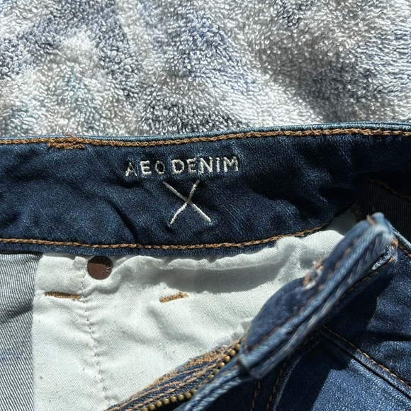 American Eagle Outfitters Super Stretch Hi-Rise Shortie AEO Denim Jean Shorts 2 - Picture 13 of 16